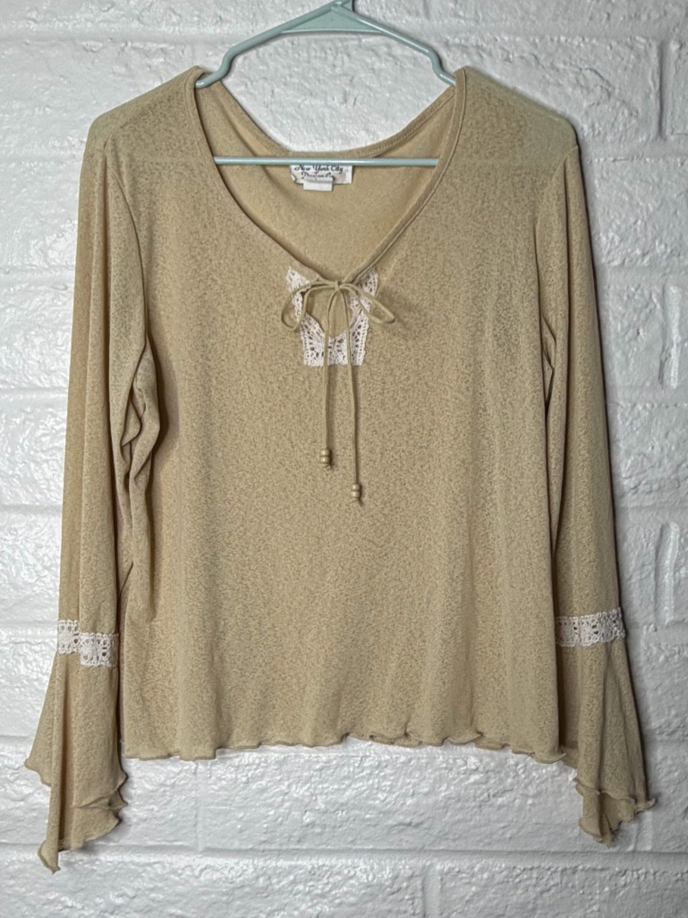 New York City Design Co Shirt Y2K Flowy Feminine Ruffle Bottom